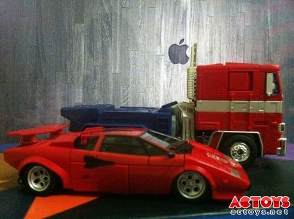 More Transformers Masterpiece MP 12 Lambor  Sideswipe In Hand Images  (8 of 24)